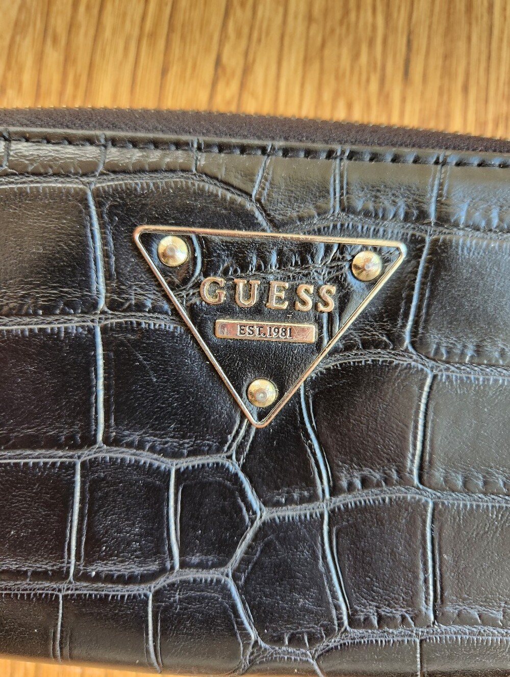 Guess Wristlet